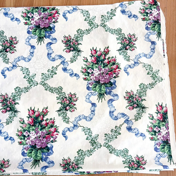 Vintage 5 Yds CYRUS CLARK YARDLEY Chintz Floral Fabric Roses 58in Grandmillenial - Picture 1 of 6